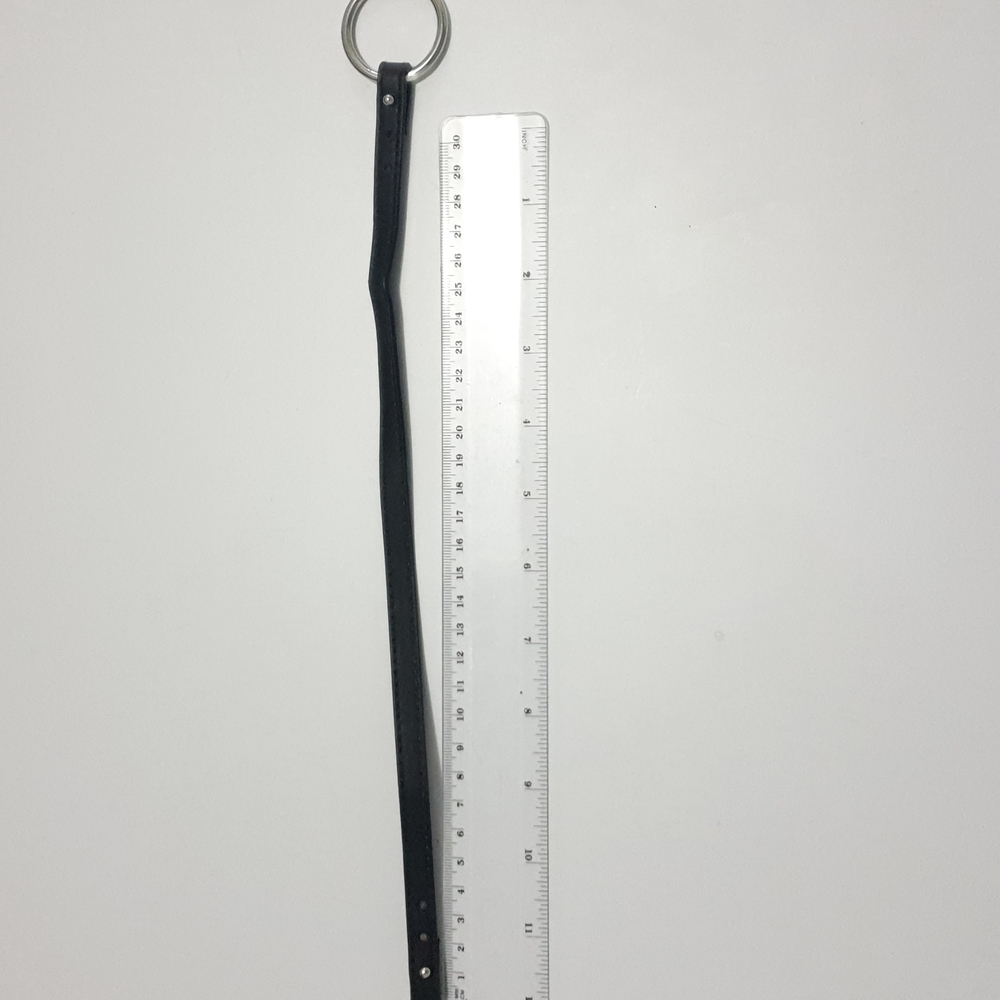 Front open Black vinyl choker with silver O ring - Picture 10 of 16